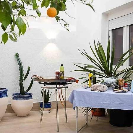 Casa Mandarina: 4 Bedrooms - 2 Terraces - Parking