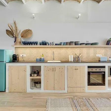 Ferienhaus Casa Mandarina: 4 Bedrooms - 2 Terraces - Parking *