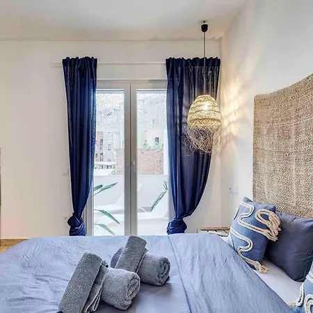 Casa Mandarina: 4 Bedrooms - 2 Terraces - Parking Ferienhaus *